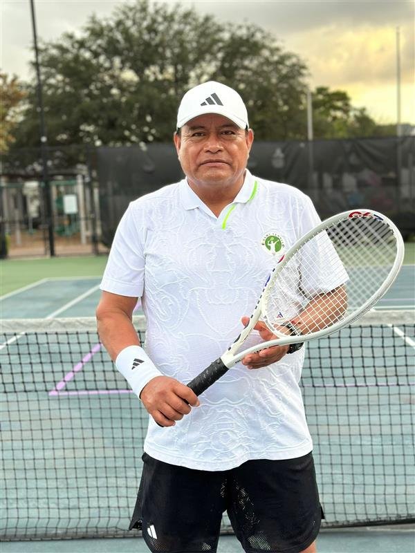 Oswaldo Condor, tennis coach